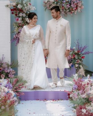 Haritha Nair Instagram - 11-02-2024🫶🏻💞

Decor- @red_dot_events 
Photography- @moonwedlock 
Makeup- @rechusajeemakeupartist 
Outfit- @lizcreationsboutique