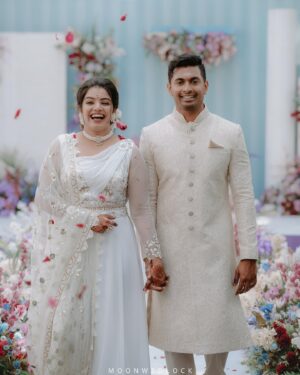 Haritha Nair Instagram - 11-02-2024🫶🏻💞

Decor- @red_dot_events 
Photography- @moonwedlock 
Makeup- @rechusajeemakeupartist 
Outfit- @lizcreationsboutique