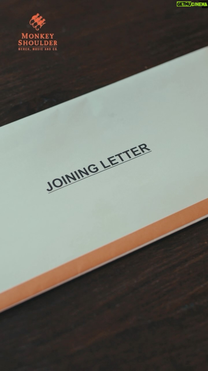 Harshvardhan Kapoor - 475 Likes - The joining letter has arrived! Stay tuned to Monkey Every Dayš¤š¼
#monkeyeveryday #monkeyshoulderlifestyle #merchmusicandco