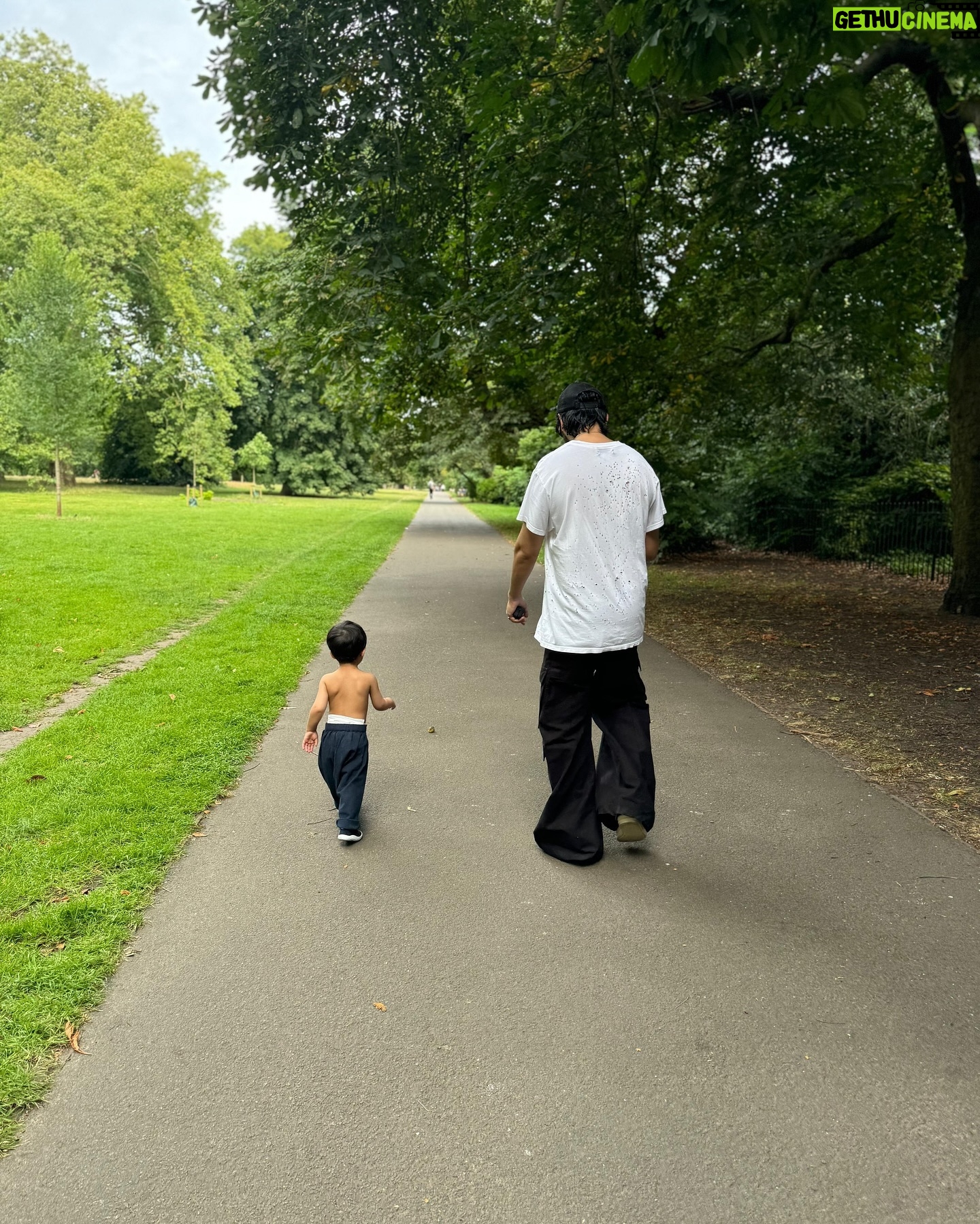 Harshvardhan Kapoor - 19.3K Likes - Stroll in the park with VKA