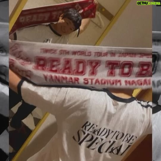 Haruna Kondo - 112.4K Likes - ※
TWICEさんの5TH WORLD TOUR
READY TO BE SPECIALに行かせていただきました!!
むっちゃくちゃ楽しかった☻☻☻
すきなひとたちからしあわせたっくさんいただいた!!
一生、夢を持って、叶え続けるぞ!!てエネルギーもらったから、まずは健康第一を心がけます笑
#グッズかわいいんだけど
#白Tをわたしが着たらどうしても体操服に見える
#田舎の中学生
#それに黄色い帽子を被ってっちゃったもんだから
#校外学習
#グッズかわいいのに申し訳ない
#もう色落ちしないだろうと思っていたジーパンと洗ったら
#むちゃ色落ちした泣いた
#でも日産で見た綺麗な空みたいな仕上がりでまた泣いた
#日産スタジアム公演おめでとうございます
#だいすきです
#MISAMOさんのミニアルバムも楽しみすぎる☻