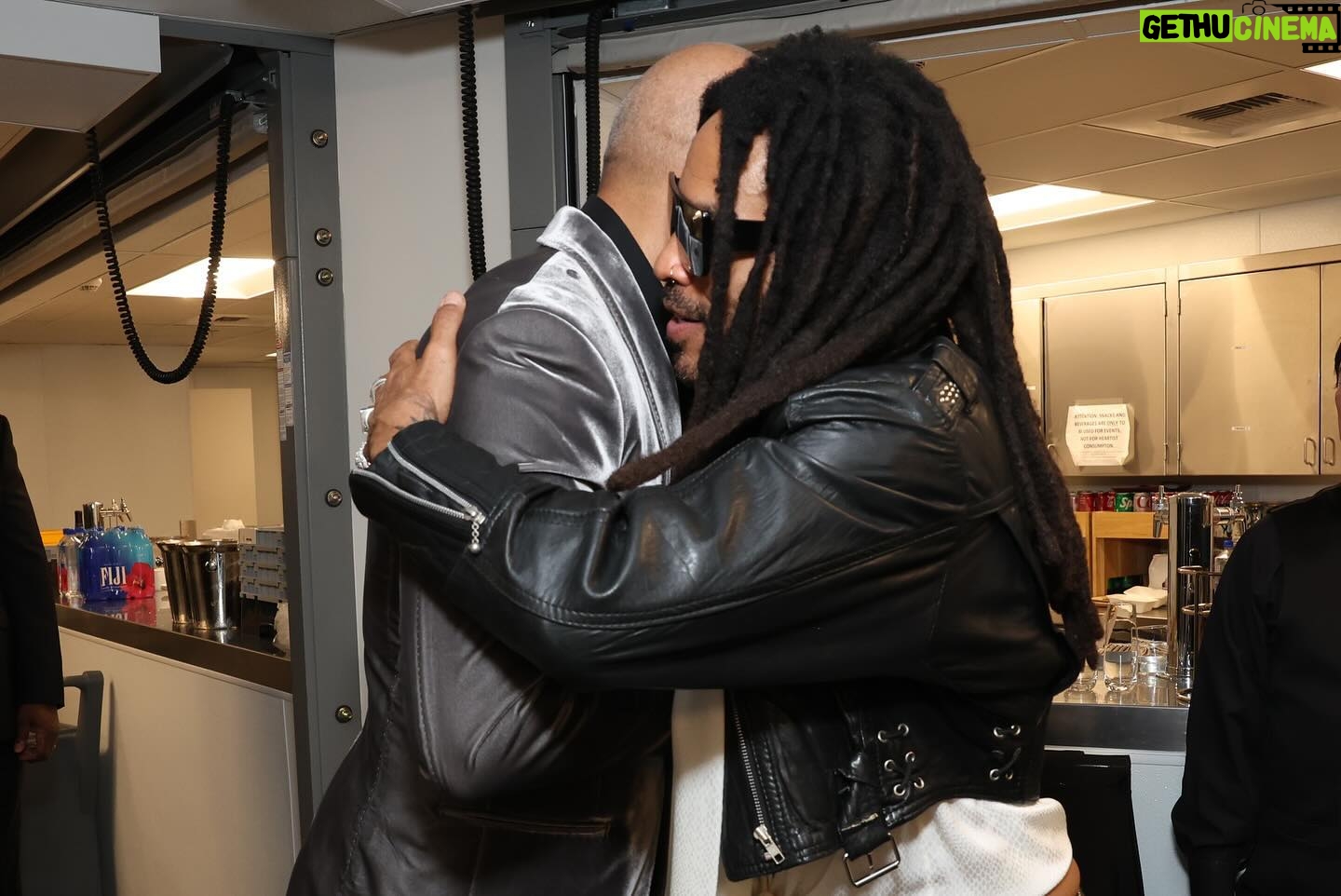 Harvey Mason Jr. - 9.8K Likes - Our heart š¤ Love these moments of our #BMCHonors honorees and the @RecordingAcademyās CEO, @harveymasonjr.
We were thrilled to celebrate the industry icons and honor them for their impact and achievements within industry.