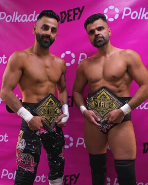 Harvinder Sihra Instagram - The fighting champions for over one year - @harvsihra and Gurv Sihra, The Bollywood Boyz - moments before their title defense at @defynw