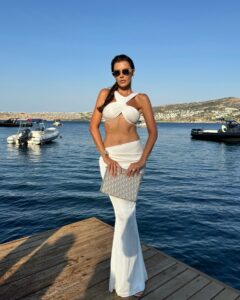 Actress Hatice Şendil HD Instagram Photos and Wallpapers August 2024