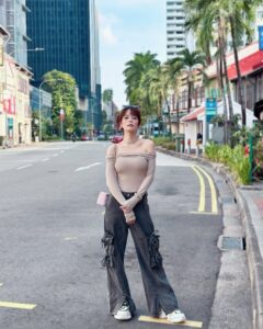 Actress Hayley Woo HD Photos and Wallpapers July 2024