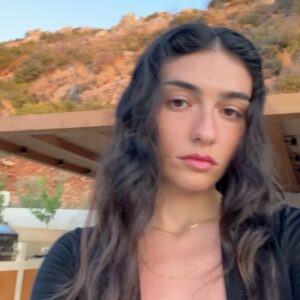 Hazar Ergüçlü Instagram - Fundaaay w/🌞🌊❤️‍🔥
