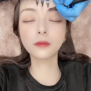 Hazuki Kimura Instagram - 表参道メディカルクリニックさんでアートメイクをしてもらいました🙃！！
.
.
.
眉毛がちらほら生えてこない場所があったりしたのですが、アートメイクをしてから左右差が気にならなくなりメイクが楽になりました. 本当にやってよかった🥹🙏🙏
木田さん(@medicalbrows_kida.s	 )ありがとうございました！！！
.
.
.

#medicalbrows #メディカルブロー
#メディカルブロー新宿 #アートメイク東京
#アートメイク #メディカルアートメイク
#6Dストローク #眉アートメイク
#イージーブロー #easybrows
#アートメイクを身近に