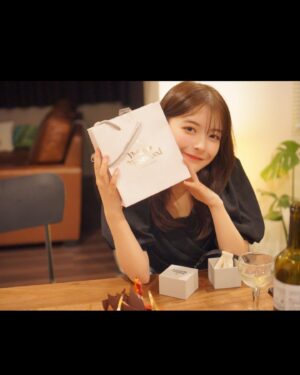 Hazuki Kimura Instagram - 親友に誕生日お祝いしてもらった日😚🫶🏻らぶ🫶🏻