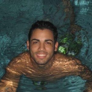 Hector "Ektor" Silva Instagram - Everybody keep calm… ‘cause its MY BIRTHDAY TODAY !!! 🥳🥳🥳 December 20, 198? 
Let’s see who guess it! 😎
What a year this was, beyond grateful! 🫶🏽 
Thank you Universe! 🙏🏽
#ItsMyBirthday #Boricua #Happy