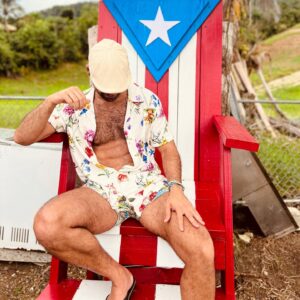 Hector "Ektor" Silva Instagram - I am from San Lorenzo, Puerto Rico 🇵🇷 
And you? Tell me where are you from in the comments 🤗
#SummerVibes #IslandLife #PuertoRico #Caribbean #Tropical #Folklórica