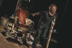Hediyeh Azidhak Instagram - 🎭«سلام خداحافظ»🎭

استقبال پرشور مخاطبین از نمایش « سلام خداحافظ » در روزهای آغازین/پیش فروش روزهای جدید آغاز شد

‎نویسنده : آثول فوگارد
‎مترجم : محمود کیانوش
‎دراماتورژ: محمدامیر یاراحمدی
‎تهیه کننده و کارگردان: شهاب الدین حسین پور

‎بازیگران: مهدی فریضه، هدیه آزیدهاک و...

‎مشاور کارگردان : حمید رحیمی
‎طراح صحنه: فائزه آیین
‎طراح لباس: پانیذ حمیدیان فر
‎طراح گریم: سید احمد نگهبان
‎طراح نور: رضا خضرایی
‎طراح صدا و موسیقی: امیر صدیقیان
‎طراح گرافیک: عباس سعدی
‎دستیار کارگردان و منشی صحنه: فهیمه حاجی قاسمی

‎عکاس:  رامتین جهانبانی، میلاد بهشتی، علیرضا احمدی 

‎مدیران صحنه: سهیل پرهیزکار، امید عبدالله زاده
‎مجریان گریم: سید امین میری، نازنین زهرا حیدری

‎ساخت دکور:نوید آقاجانپور
‎دوخت لباس: مزون کیمیا
‎دستیار لباس: کوثر عبابافی

‎ساخت تیزر: 
‎استودیو عکس و فیلم آلویس/
گروه Q pro design

‎روابط عمومی : فریبرز دارایی
‎مدیر  تبلیغات: گروه تبلیغات پارکینگ
‎عکاس پشت صحنه: معصومه اسمی

‎سرمایه گذار: امیر رهنما
‎مجری طرح: موسسه فرهنگی هنری هفت آینه میترا

‎آذر و دی ۱۴۰۲ 
‎ساعت ۲۰:۳۰
‎تالار حافظ

‎تهیه بلیط از طریق درگاه تیوال
‌‏Www.tiwall.com

‎تلفن رزرو و هماهنگی : 09028969269

‌‏www.hamcompany.ir
‌‏www.adparking.ir
‌‏@adparking
‌‏@hamcompany.ir
‌‏@shahab.hosseinpour

‎#شهاب_الدین_حسین_پور#سلام_خداحافظ#تئاتر#آثول_فوگارد#محمد_امیر_یار_احمدی#زندگی_گالیله#حمید_سمندریان#بازیگر#کارگردان#گروه_هنری_پارکینگ#هفت_آینه_میترا#آکادمی_هنرهای_نمایشی_ابر

📸: @ramtinjahanbani