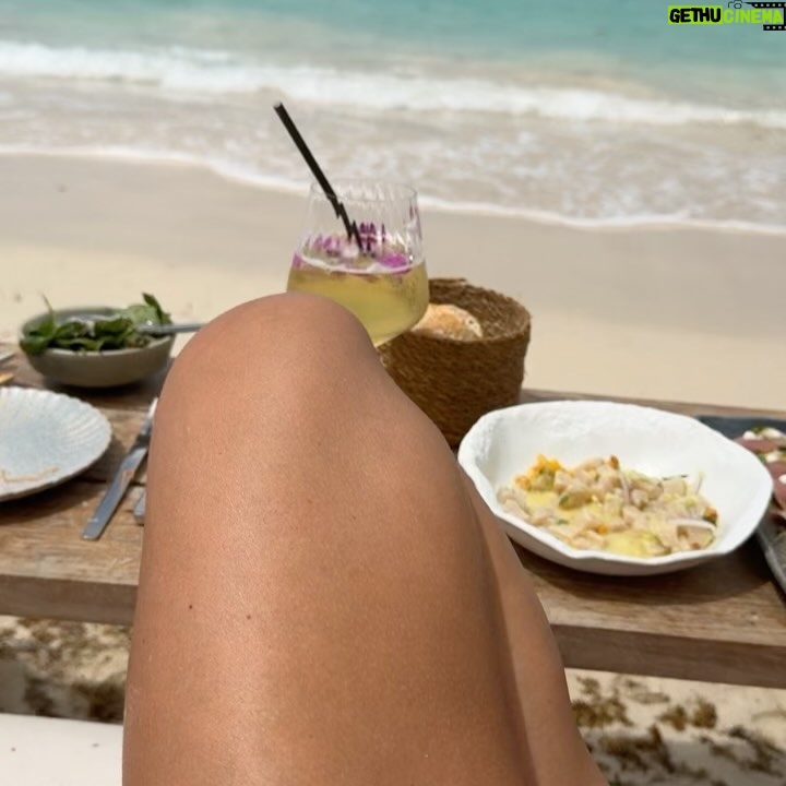 Heidi Klum - 3 Likes - ☀️🐠👙🏝️🍹🥰❤️🔥
📸 @tomkaulitz ❤️