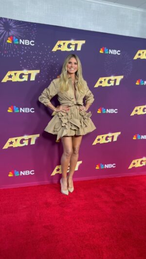 Heidi Klum Instagram - 😍🥰😘 @agt @simoncowell @terrycrews @howiemandel
