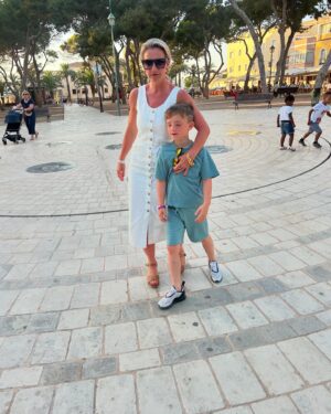 Helen Skelton Instagram - Got them out of football socks. Had to document. 
#holidays #summer #memories