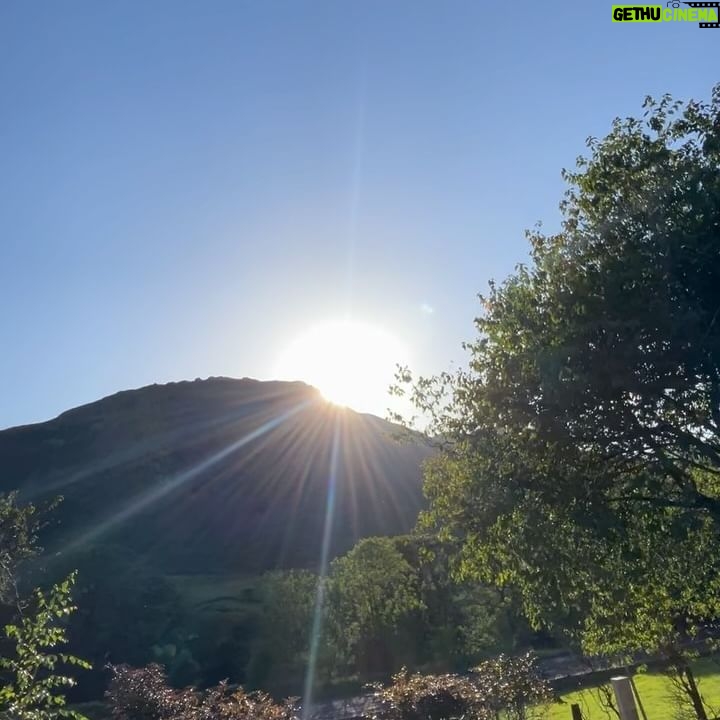 Helen Skelton - 21.4K Likes - Feel free to stick around ☀️🕶️
🌲🗻🏃♀️🌊🏊
#summer #freshair #outdoors #lakes #fells #nationalpark #walks