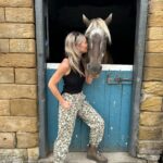Helen Skelton