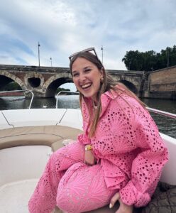 Actress Héléna Bailly HD Instagram Photos and Wallpapers August 2024