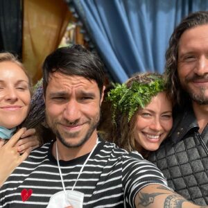 Henessi Schmidt Instagram - All those great selfies of the legendary work of  @aimees.works @paula_mgz @niallmcfeeley79 and @thiherrera that never saw the daylight 💗💗💗
You guys are the ones that we spend the most time with, thank the gods you aren’t lame Xx
 #legends @netflixvalhalla