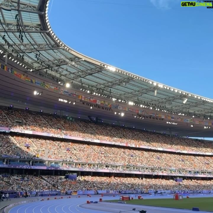 Henry Cejudo - 8.7K Likes - As the Olympics came to an end, so did my trip in this amazing city. Many dreams came true and many dreams still continue until the next Olympics. See you soon Los Angeles 2028. Bonjour 🇫🇷🇫🇷🇫🇷