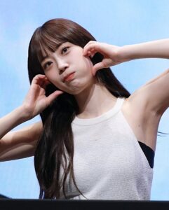 Actress Heo Young-ji HD Instagram Photos and Wallpapers August 2024