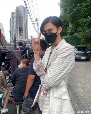 Hideyoshi Kan Instagram - #7🦊
Thank you
.
現場でのオフショどーぞー！
.
来週も見てね🥷
.
#仮面ライダーギーツ