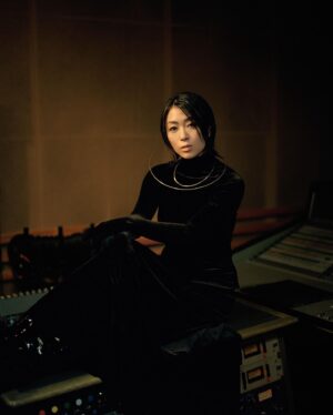Hikaru Utada Instagram - 撮りたてほやほやの新アー写🧟‍♀️
写真はお久しぶりの三部さん。スタイリングは恭平さん、ヘアメイクは稲垣さん…20年くらい前からずっとお世話になってる大好きなお二人🧸🧸

New artist photos just taken a couple of weeks ago in Shibuya. 
Photo by @masahiro_sambe 
Styling and hair&make up by Kyōhei-san and Inagaki-san (respectively), 2 people I adore who have magically not aged for 20 years…
