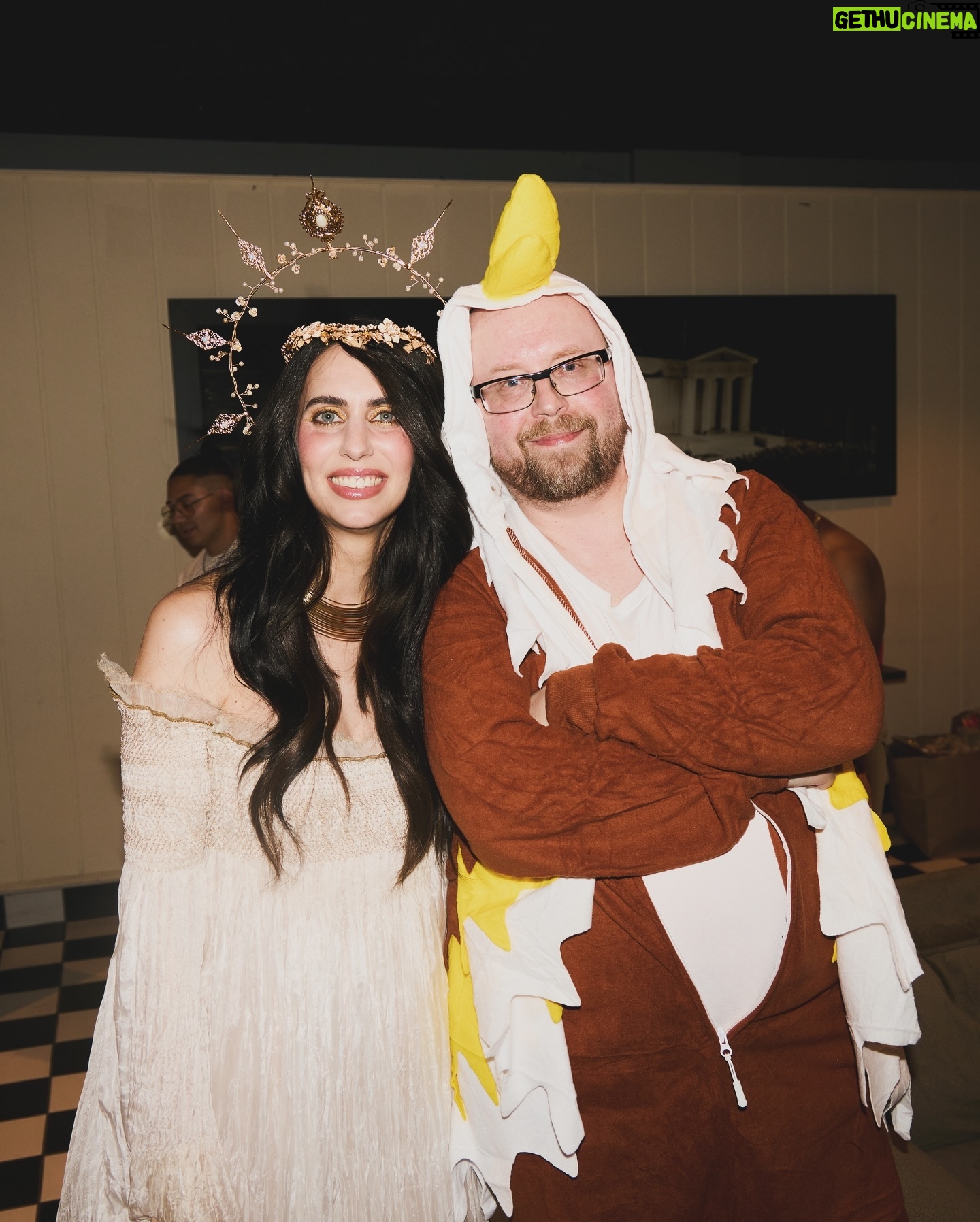 Hila Klein - 105.4K Likes - Last night was a dream
sold out show at the Greek?????
Still can’t believe it, this is a night I’ll cherish forever
Thank you so much to everyone that came to the show, you guys are all the most sweet beautiful talented people! Thank you also to everyone who tuned in and watched online we felt you in spirit <3
Thank you also to our most bestest number 1 crew, who worked so hard and endlessly to put so much detail into every bit and make the best show possible, and the most special thank you to my husband who puts on such an entertaining show I don’t know how he does it!!