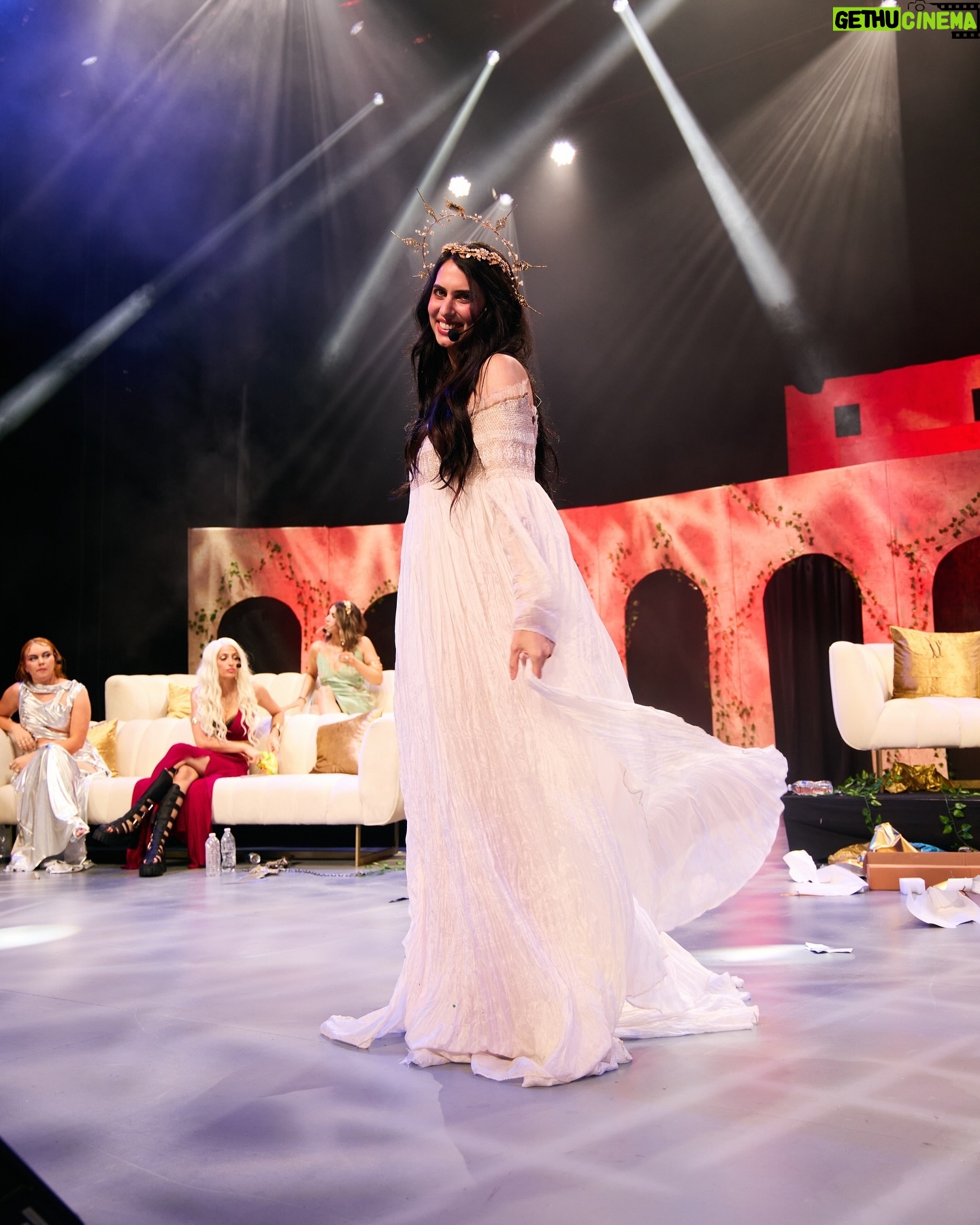 Hila Klein - 105.4K Likes - Last night was a dream
sold out show at the Greek?????
Still can’t believe it, this is a night I’ll cherish forever
Thank you so much to everyone that came to the show, you guys are all the most sweet beautiful talented people! Thank you also to everyone who tuned in and watched online we felt you in spirit <3
Thank you also to our most bestest number 1 crew, who worked so hard and endlessly to put so much detail into every bit and make the best show possible, and the most special thank you to my husband who puts on such an entertaining show I don’t know how he does it!!