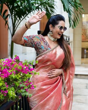 Himaja Instagram - 🫶🏻 Can’t wait to watch myself in #devara