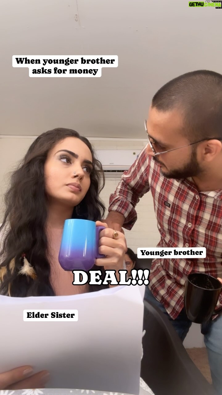 Himanshi Parashar - 51.9K Likes - Deal closed!🤓😆
.
#littlebrother #longtimedue