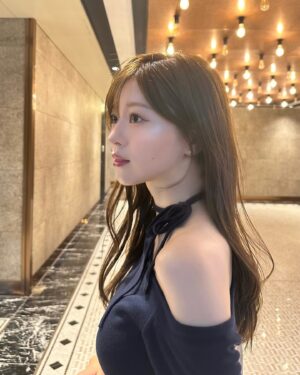 Hina Ishizaki Instagram - ⁡
涼しい場所を探し求めてる🫨🍃💙