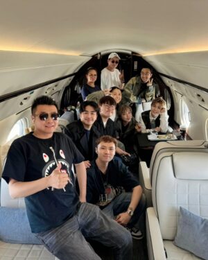 Hins Cheung Instagram - L.A. to Sacramento ✈️ 

感恩喺Vegas 見到嘅每一張臉孔, 期待聽晚喺 Thunder Valley 同各位三藩市及其他美國地區嘅朋友見面 🤗

Las Vegas & Los Angeles 呢個旅程有太多冇辦法解釋嘅奇遇, 但願過程當中喺街上、喺旅途中嘅見證同感動、以及祝福都蒙天父嘅喜悅, 繼續使用我同我嘅Team作佢眼前蒙悅納嘅器皿 🙇🏻‍♂️

OOTD #louisvuitton2024 @louisvuitton
by
@constanclee 
@cyruslee_bridal_makeup
@myos_ritzlam @myos.hair

📸 @william_kawai