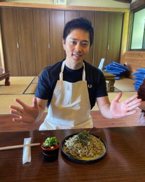 Hirofumi Yoshimura Instagram - 生まれて初めて、茶そば、作ってみたで。面白かったで。
