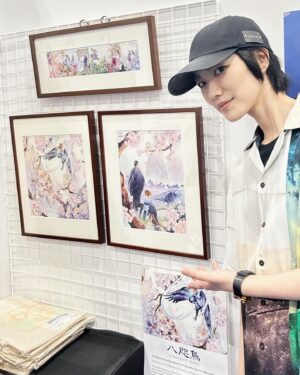Hiroki Nanami Instagram - ☆
マスカレードでは、コスプレする皆さんのパフォーマンスの審査員をやってきたよ。瞬時にチェックして項目ごとに点数をつける。とても難しかったけど、冷静に見て判断することを学んだ。それと、空き時間に色々ブースも回りました。これがさらにテンション上がったよー。楽しかった😊✨
.
#AnimeExpo2024
#マスカレード
#伶美うらら
#七海ひろき