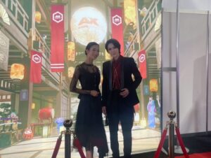 Hiroki Nanami Instagram - ☆
「Anime EXPO2024」
オープニングセレモニー、パネル出演では、宝塚の歌を歌ったりトークをしました。そしてサイン会もしたよ。伶美うららちゃんと一緒に参加させて頂きました。
開催中、約40万人が訪れるというアニメエキスポ。熱気がすさまじかったーー✨日本のアニメは、世界中に愛されてるんだと改めて感動しました！！
.
こんな素敵な機会をいただきロサンゼルスに行けて良かったです^_^詳しくは、また、どこかで^_^
.
#AnimeEXPO
#オープニングセレモニー
#ロサンゼルス
#LA
#伶美うらら
#七海ひろき