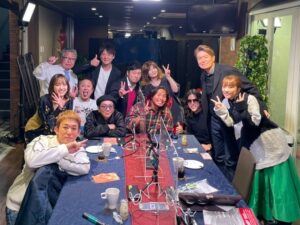 Hiromu Takahashi Instagram - ついに…ヒロム八王子会に参加…が放送…
豪華メンバー写真で謎にセンター😭

BS日テレ
2月13日（日）21:00～22:54放送

#八王子会　#八王子