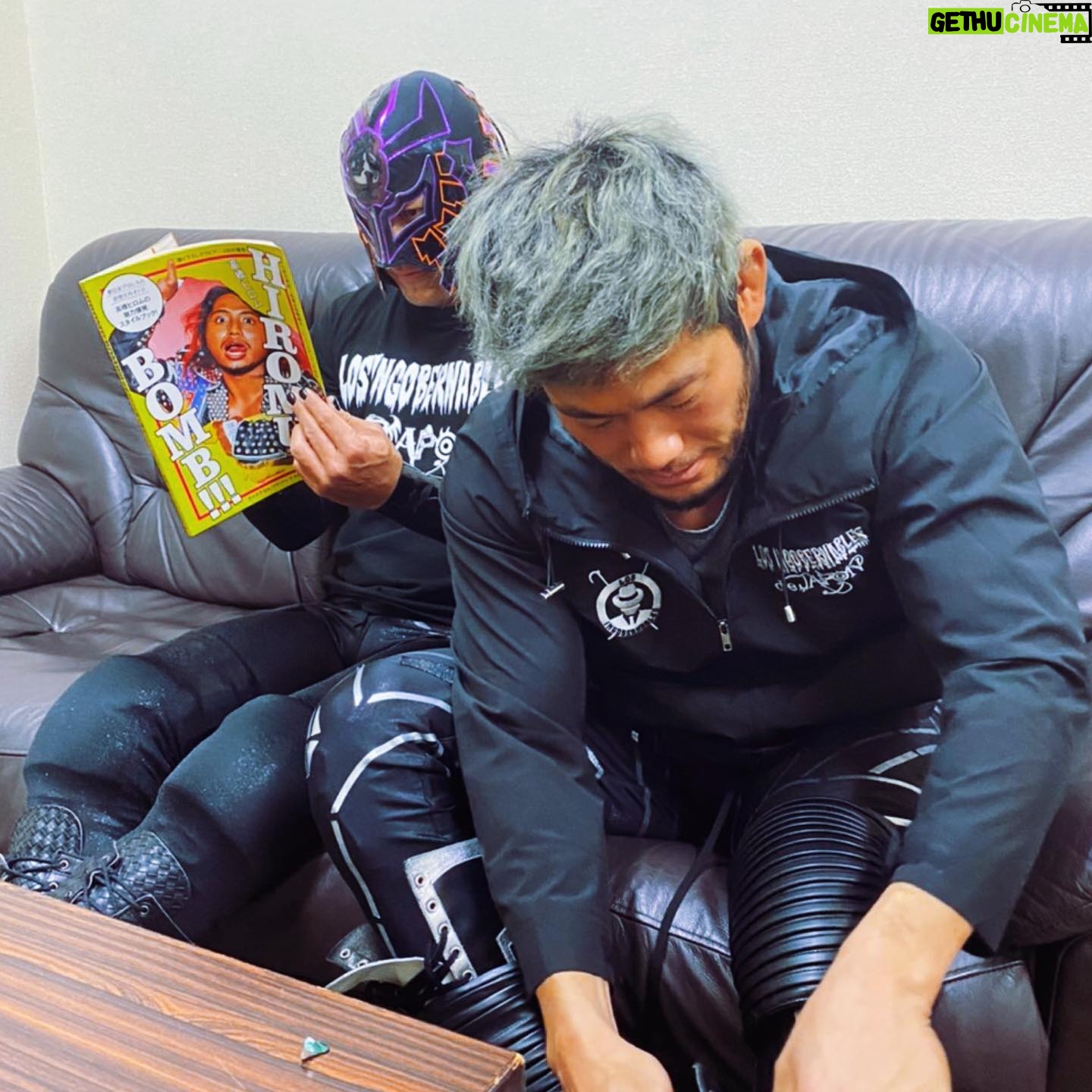 Hiromu Takahashi - 8.3K Likes - みんなもゲットして読んでくれてる??
( #HIROMUBOMB に限らず、雑誌や新聞、有料サイトを無断転載するのはダメ!ページの写真撮ってSNSにアップしないでに!もちろん表紙とか公開されてるものはむしろオッケーうれぽに👌)