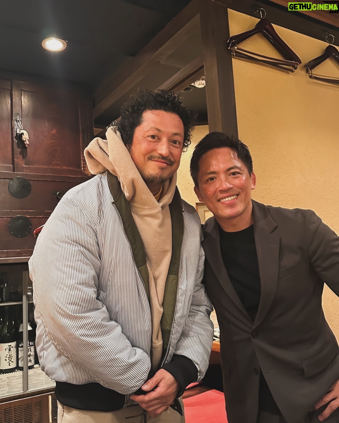 Hiroyuki Ikeuchi - 3.8K Likes - 野村さんと🍺
本当気さくで優しい方でした。僕も子供の頃柔道やってたので、勝手に親近感😆
#じゅうどう
#柔道