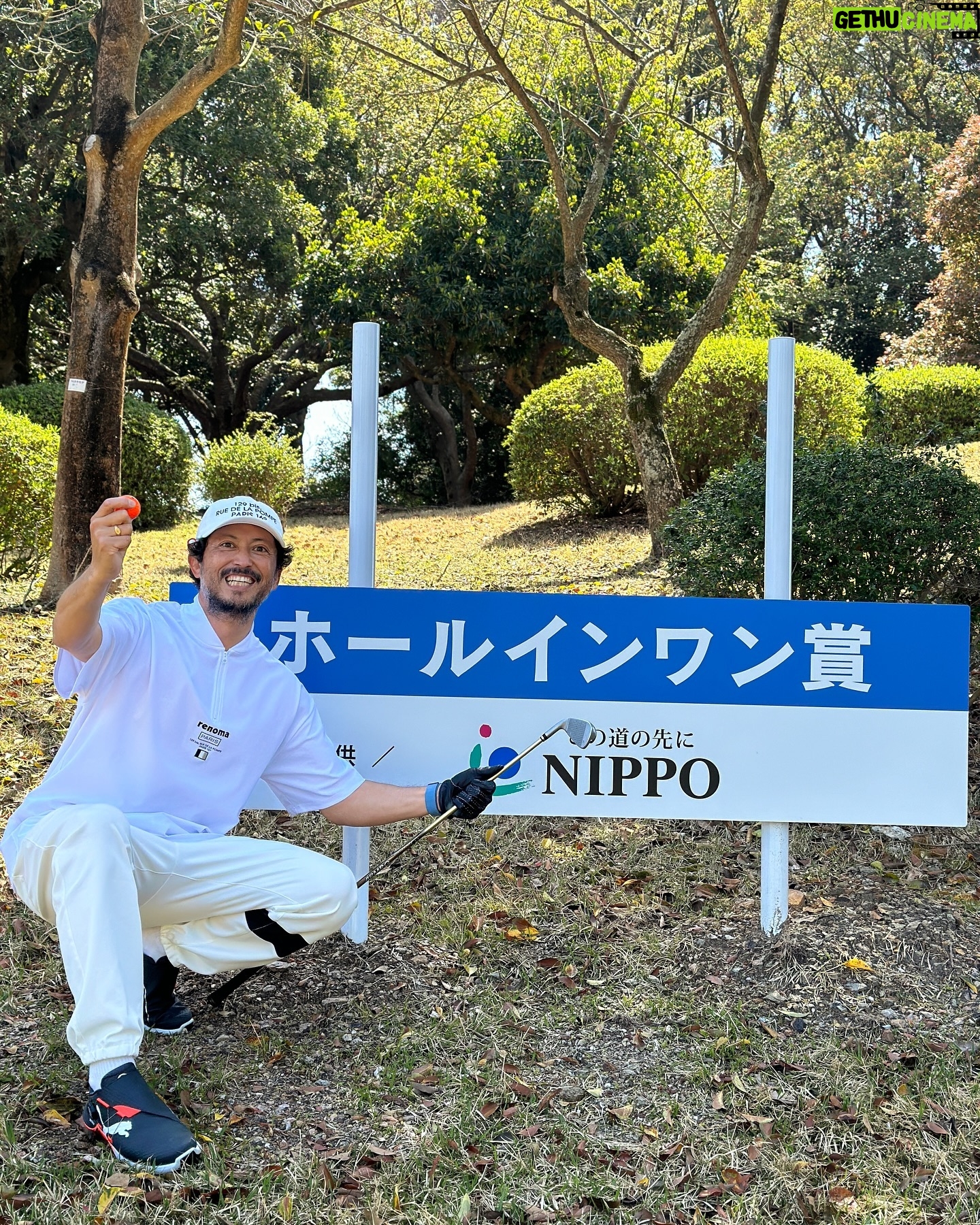 Hiroyuki Ikeuchi - 7.3K Likes - ゴルフを始めて3か月。やりました!初のホールインワン!!
ありがとうございました!!!
#ほーるいんわん
#えいぷりるふーる