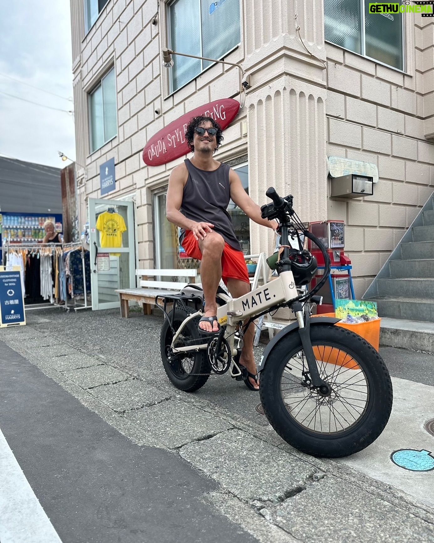 Hiroyuki Ikeuchi - 2.7K Likes - 久々に海に入れた🏄🏽♂️