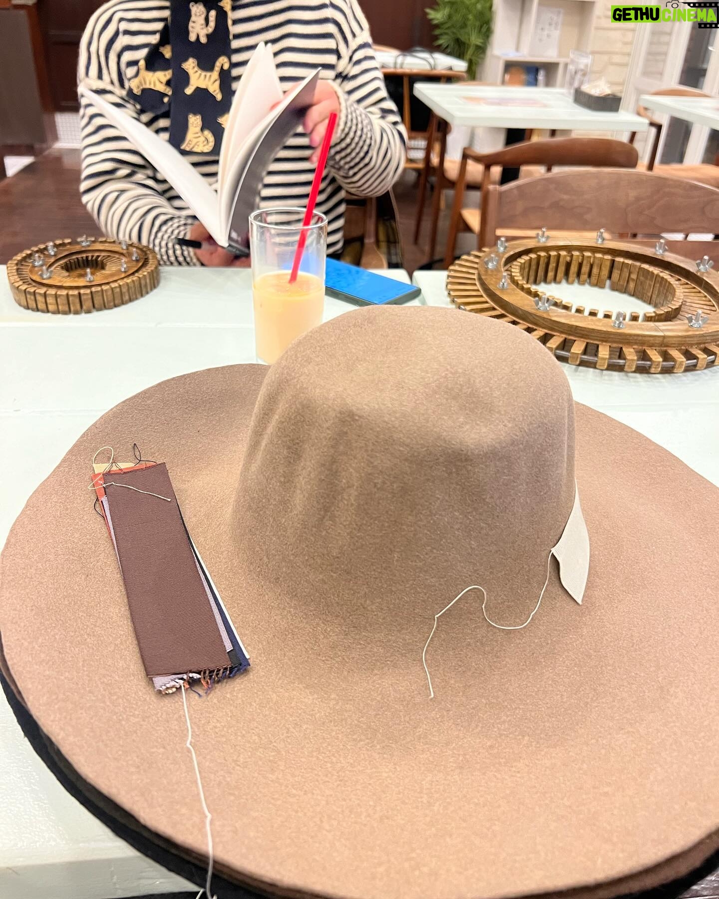 Hiroyuki Ikeuchi - 2.4K Likes - フルオーダーでhatを作っていただきます。
完成が楽しみ☕️