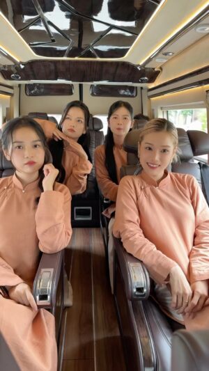 Hoàng Yến Chibi Instagram - Bưng quả là chính, quậy là quan trọng🤣#hoangyenchibi #hycb #trend #viral #xuhuong #foryoupage #fyb