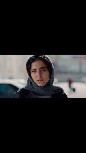 Hoda Zeinolabedin Instagram -  اگه از تاریکی بترسم؟
-از همون جایی که هستی برگرد برو خونه!

قسمت هفتم «در انتهای شب» را همین حالا در فیلم‌نت ببینید.
 
تنها دو قسمت تا پایان سریال «در انتهای شب» باقی مانده و تمامی قسمت‌های منتشر شده آن مورد بحث و تحسین مخاطبان و منتقدان قرار گرفته است؛ اتفاقی که در تاریخ شبکه نمایش خانگی کم‌نظیر است.

سریال پرطرفدار «در انتهای شب» را جمعه‌‌‌‌‌ها ۱۲ ظهر در فیلم‌نت تماشا کنید.

کارگردان: آیدا پناهنده
تهیه‌کننده: محمد یمینی
نویسنده: آیدا پناهنده، ارسلان امیری
         
پیج رسمی سریال «در انتهای شب»
@darentehayeshab.series

@filmnet.ir_
@softlanclub