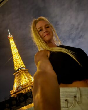 Holly Holm Instagram - It’s already been a memorable trip and it’s just started. 2024 Olympics 🇺🇸❤️