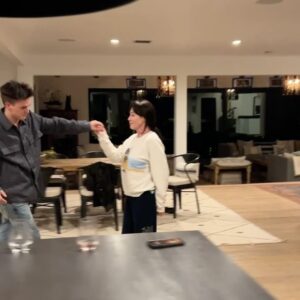 Holly Marie Combs Instagram - Happy #ShandoSunday 🤍 dance it off #Legacy