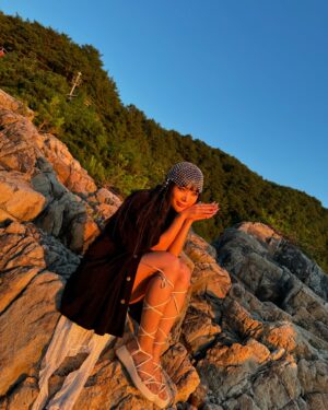 Honey J Instagram - #기카노보
배경 그림아님. 실사임
진짜 너무 예뻤고 진짜 너무 고생했음 ✨🌊