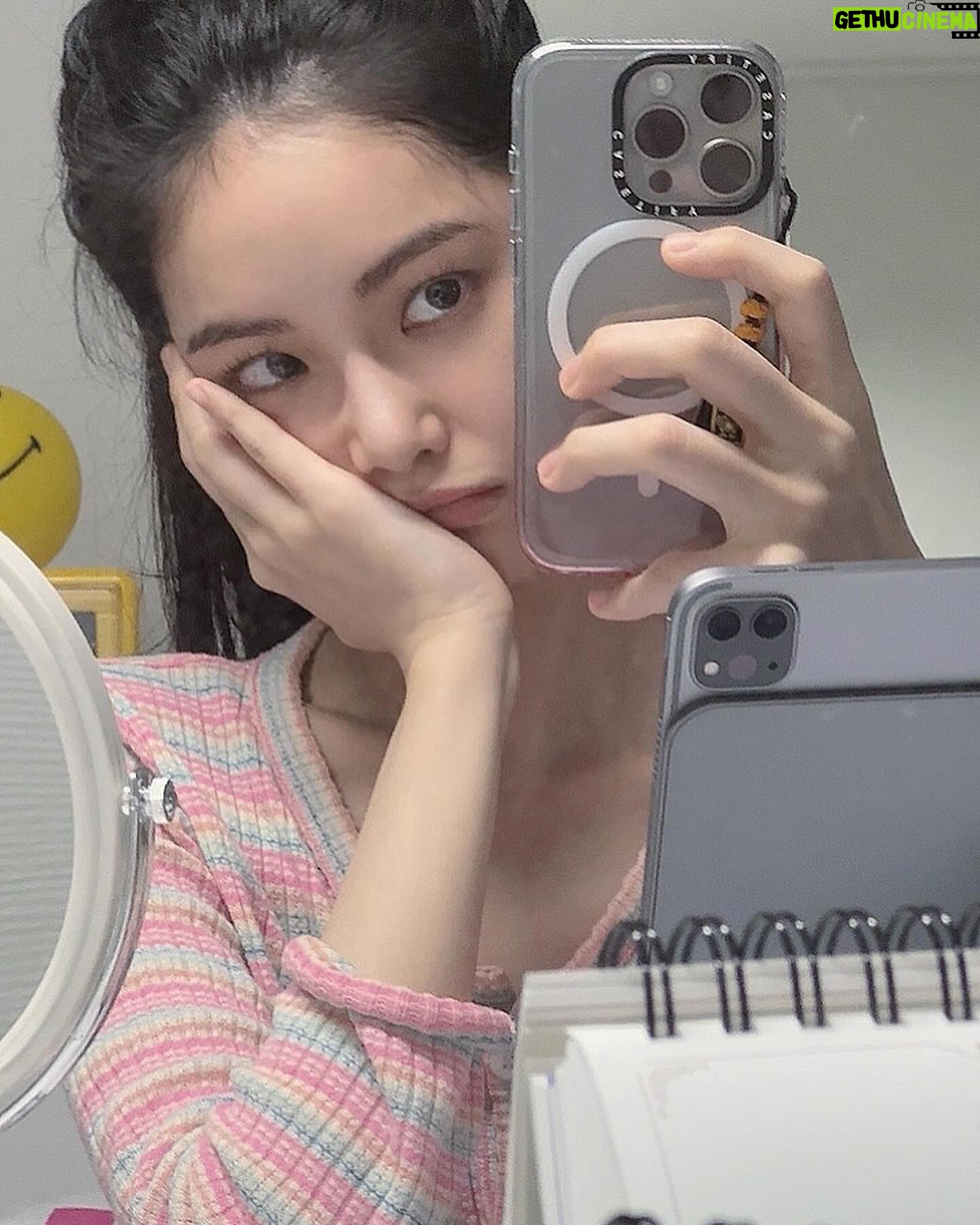 Hong Su-zu - 52.3K Likes - š«