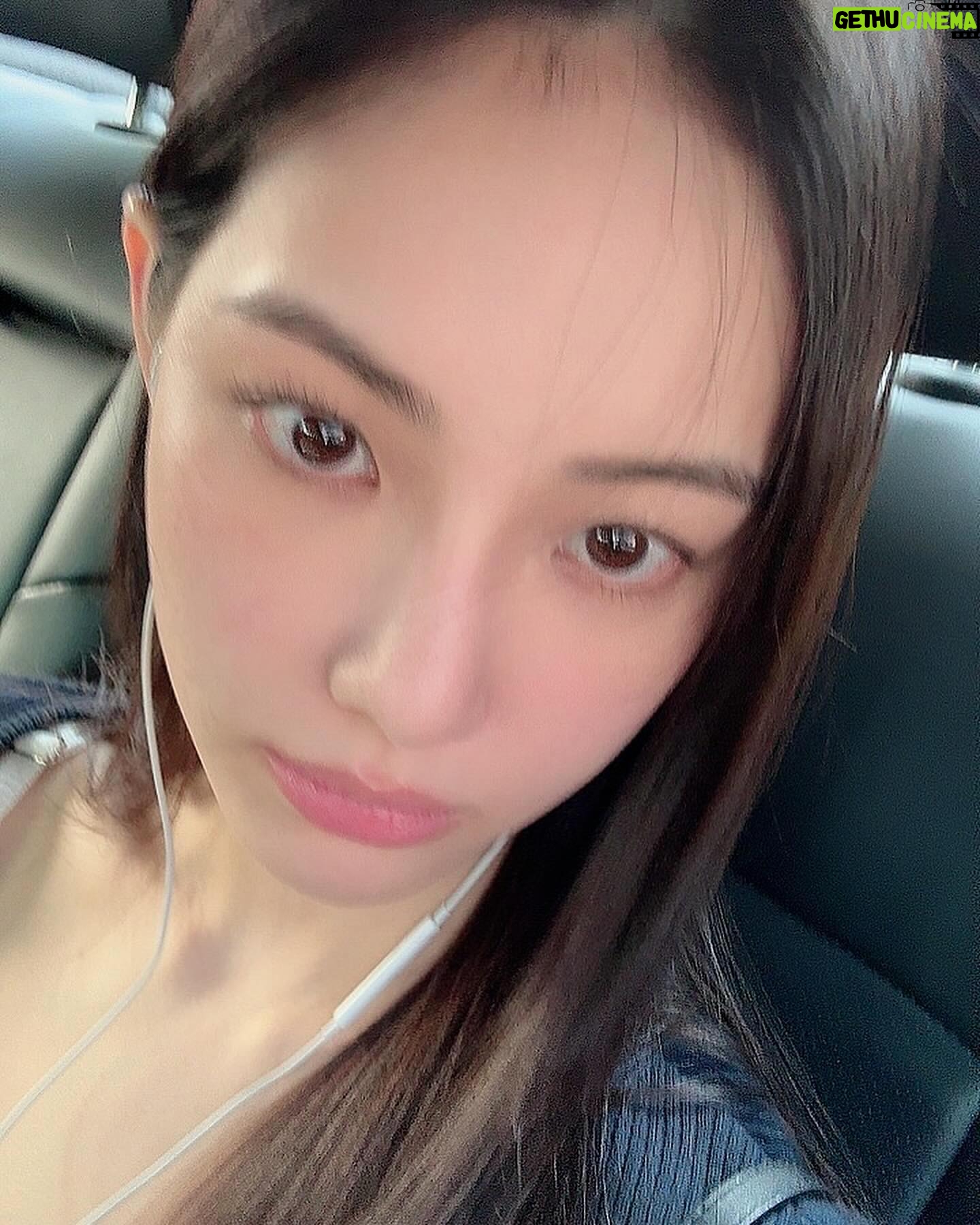 Hong Su-zu - 52.3K Likes - š«