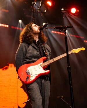Hozier Instagram - Bangor, thank you 🖤

📸 @ruthlessimagery