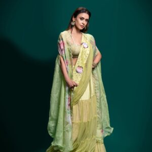 Hrishitaa Bhatt Instagram - Fresh and fabulous in green 💚
.
.
.
Styled by - @stylebyriyajain
Assisted by- @moreprachi__
Outfit- @yashodharaofficial
Jewellery - @shillpapuriidesignerjewellery
MUA-  @manish_kerekar
Hair by - @bollywoodhairartist
Clicked by - @anirudh_ramteke @abhi_nair1997
Managed by - @moushumibanerji
.
.
.
.
#hrishitaabhatt #bollywoodactress #mumbaiinfluencer #mumbaiinstagrammers #mumbaidaily #mumbaigram #mumbaifashion  #bollywoodfashion #bollywoodstyle #indianactress  #outfitinspiration  #lookoftheday #outfitoftheday #ootd